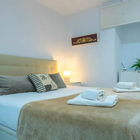 Natural Suite Sevilla Center Extérieur photo